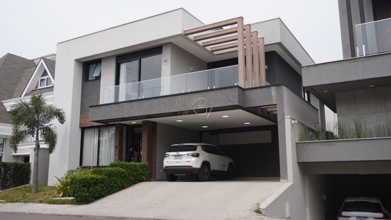 Imagem Sobrado com 3 Quartos à Venda, 284 m² em Uberaba - Curitiba