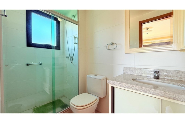 Imagem Apartamento com 2 Quartos à Venda, 70 m² em Menino Deus - Porto Alegre