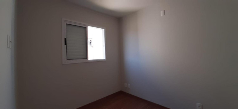 Imagem Apartamento com 2 Quartos à Venda, 46 m² em Leonor - Londrina