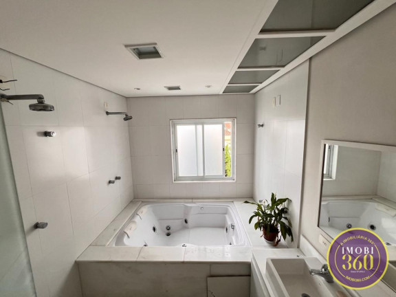 Imagem Sobrado com 3 Quartos à Venda, 335 m² em água Rasa - São Paulo