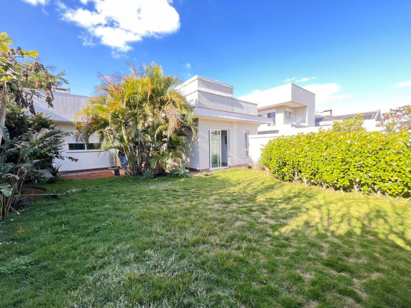 Imagem Casa com 3 Quartos à Venda, 222 m² em Cascavel