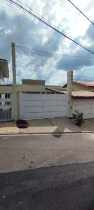 Casa com 3 Quartos à Venda, 149 m² em Vila Petrópolis - Atibaia