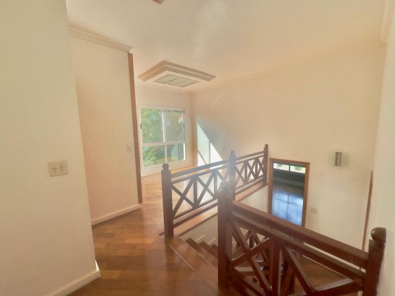 Imagem Casa com 4 Quartos à Venda, 270 m² em Granja Viana - Cotia Imagem Casa com 4 Quartos à Venda, 270 m² em Granja Viana - Cotia