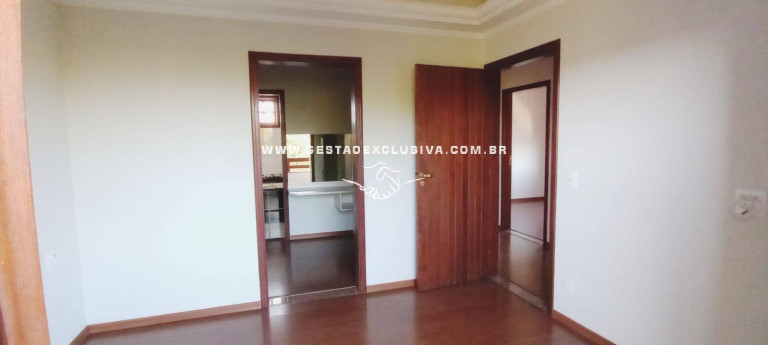 Imagem Casa com 3 Quartos à Venda, 276 m² em Jardim Salessi - Itatiba