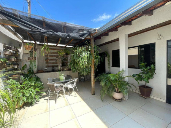 Imagem Casa com 3 Quartos à Venda, 130 m² em Ouro Verde - Londrina Imagem Casa com 3 Quartos à Venda, 130 m² em Ouro Verde - Londrina