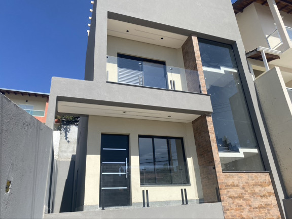 Casa com 3 Quartos à Venda, 183 m² em Villa Verde - Franco Da Rocha