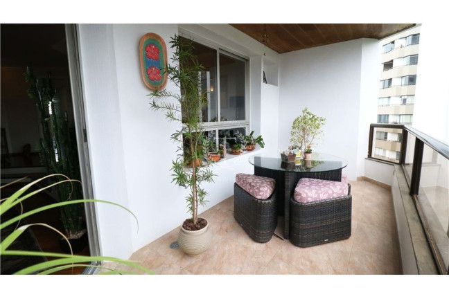 Imagem Apartamento com 3 Quartos à Venda, 189 m² em Vila Suzana - São Paulo