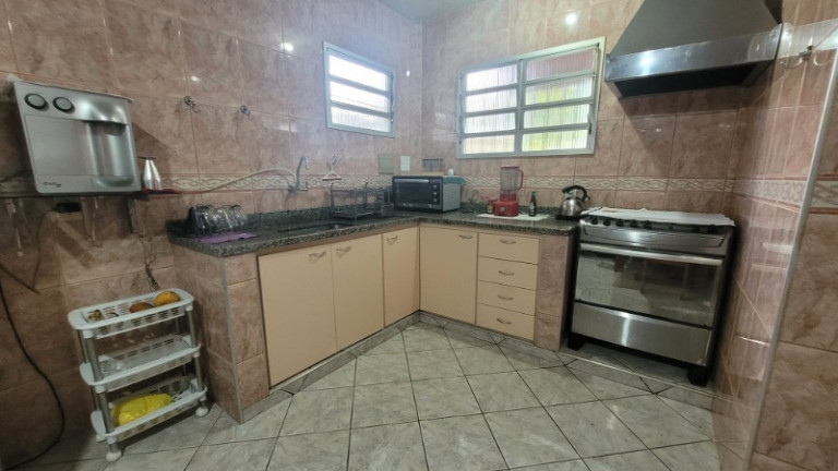 Imagem Casa com 1 Quarto à Venda, 300 m² em Das Laranjeiras - Serra