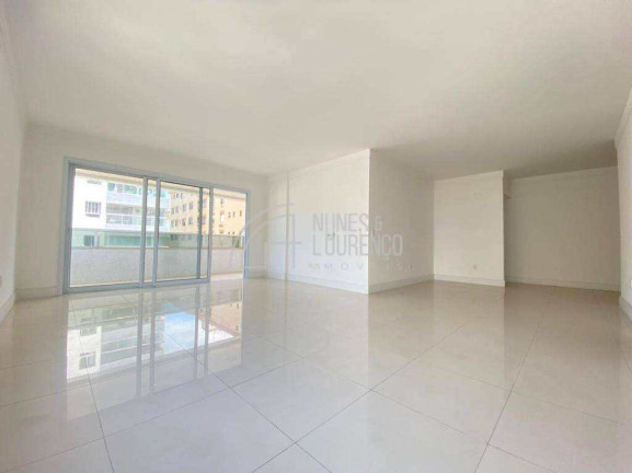 Apartamento com 4 Quartos à Venda, 230 m² em Pompéia - Santos