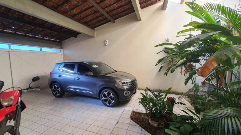 Imagem Casa com 3 Quartos à Venda, 305 m² em Grageru - Aracaju Imagem Casa com 3 Quartos à Venda, 305 m² em Grageru - Aracaju