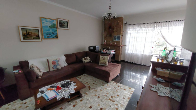 Imagem Casa com 3 Quartos à Venda, 330 m² em Alvinópolis - Atibaia
