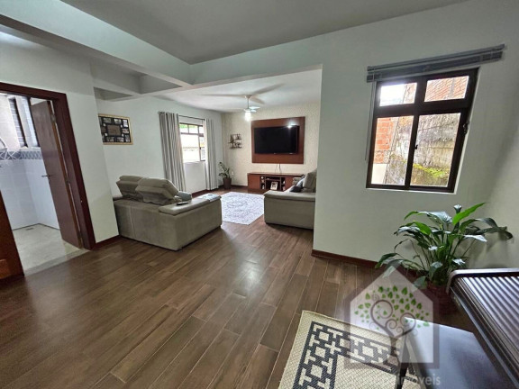 Imagem Casa com 4 Quartos à Venda, 396 m² em Itacorubi - Florianópolis Imagem Casa com 4 Quartos à Venda, 396 m² em Itacorubi - Florianópolis