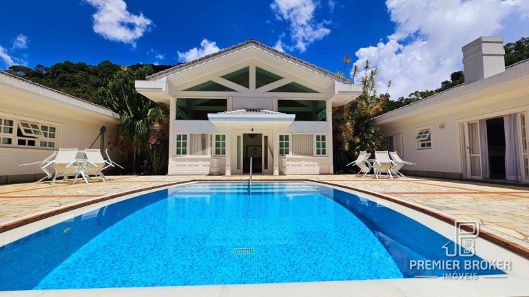 Casa com 4 Quartos à Venda, 515 m² em Comary - Teresópolis