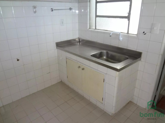 Imagem Apartamento com 3 Quartos para Alugar, 110 m² em Centro - Santa Maria Imagem Apartamento com 3 Quartos para Alugar, 110 m² em Centro - Santa Maria
