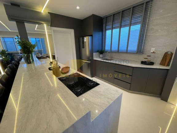 Imagem Apartamento com 3 Quartos à Venda, 240 m² em Centro - Balneário Camboriú Imagem Apartamento com 3 Quartos à Venda, 240 m² em Centro - Balneário Camboriú