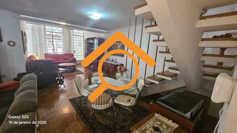 Imagem Casa com 3 Quartos à Venda, 180 m² em Santo Amaro - São Paulo Imagem Casa com 3 Quartos à Venda, 180 m² em Santo Amaro - São Paulo