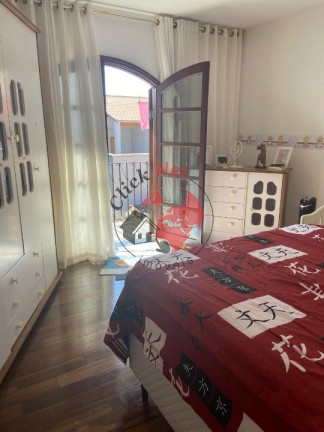 Imagem Casa com 4 Quartos à Venda, 145 m² em Cidade São Jorge - Santo André Imagem Casa com 4 Quartos à Venda, 145 m² em Cidade São Jorge - Santo André