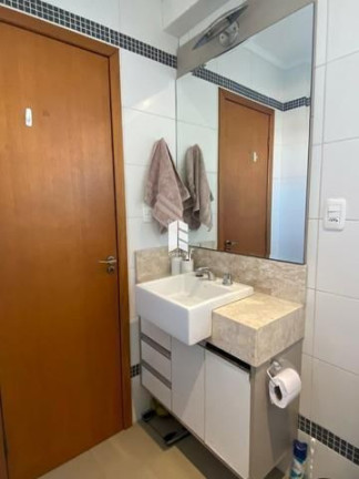 Imagem Apartamento com 2 Quartos à Venda, 64 m² em Nossa Senhora Medianeira - Santa Maria Imagem Apartamento com 2 Quartos à Venda, 64 m² em Nossa Senhora Medianeira - Santa Maria