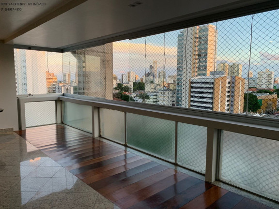 Imagem Imóvel com 4 Quartos à Venda, 240 m² em Campo Grande - Salvador
