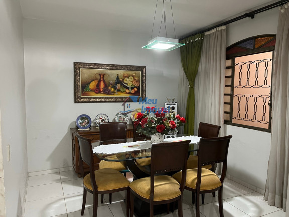 Imagem Casa com 3 Quartos à Venda, 250 m² em Guará Ii - Brasília