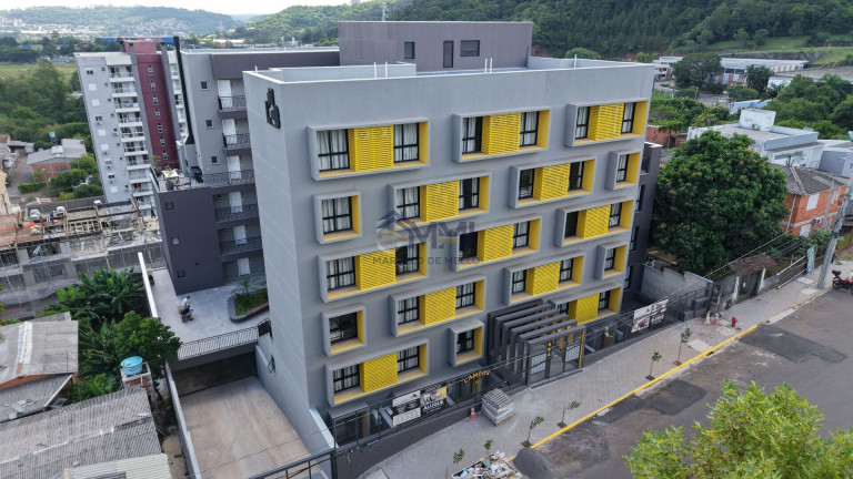 Imagem Imóvel com 1 Quarto à Venda, 24 m² em Vila Nova - Novo Hamburgo