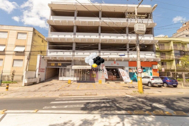 Imóvel à Venda, 1.700 m² em Jardim Lindóia - Porto Alegre