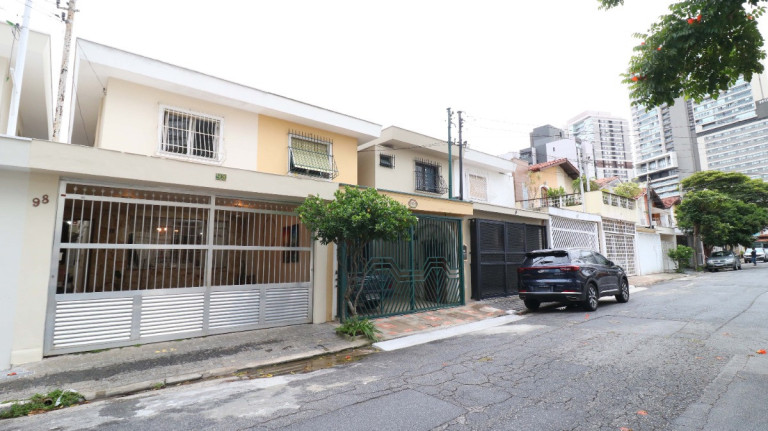 Imagem Sobrado com 5 Quartos à Venda, 200 m² em Vila São Francisco (zona Sul) - São Paulo