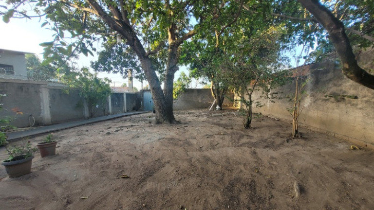 Imagem Casa com 2 Quartos à Venda, 60 m² em Praia De Carapebus - Serra