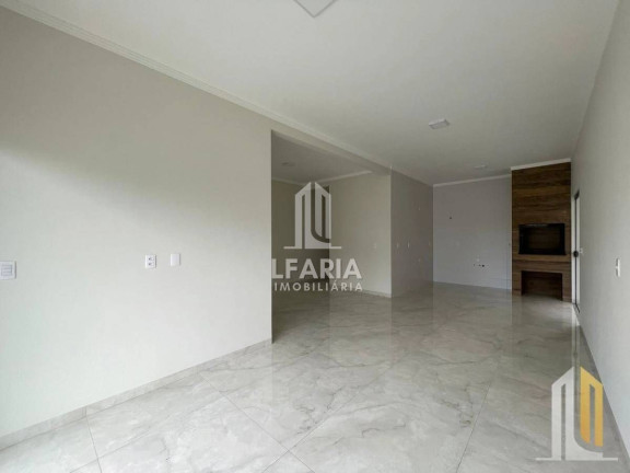 Imagem Casa com 3 Quartos à Venda, 90 m² em Diamantina - Itapoá