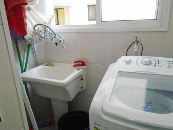 Imagem Apartamento com 2 Quartos à Venda, 70 m² em Vila Guilhermina - Praia Grande