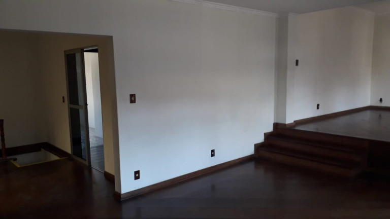 Imagem Casa com 4 Quartos à Venda, 240 m² em Vila Brasílio Machado - São Paulo