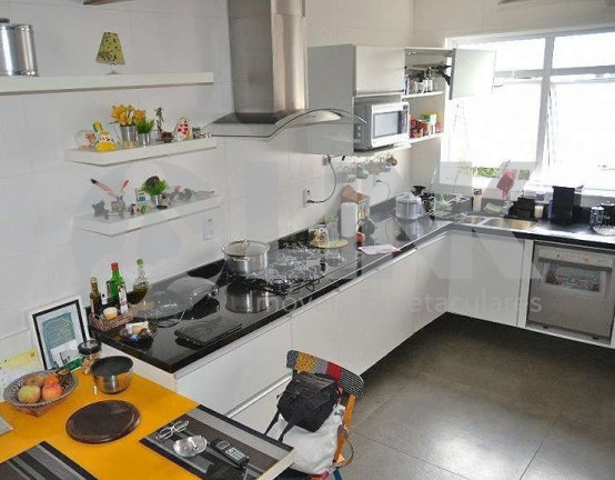 Imagem Apartamento com 3 Quartos à Venda, 183 m² em Rio Branco - Porto Alegre Imagem Apartamento com 3 Quartos à Venda, 183 m² em Rio Branco - Porto Alegre