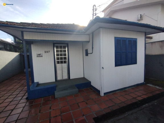 Imagem Casa com 4 Quartos à Venda, 324 m² em Balneário - Florianópolis