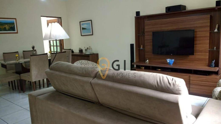 Imagem Casa com 3 Quartos à Venda, 250 m² em Villa Branca - Jacareí