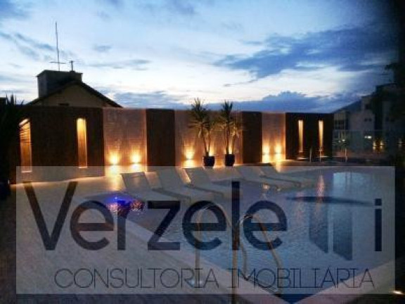 Apartamento com 4 Quartos à Venda, 140 m² em Centro - Balneário Camboriú