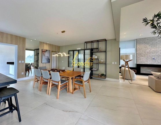 Imagem Casa de Condomínio com 4 Quartos à Venda, 2.400 m² em Capao Novo Posto 9 Village - Capão Da Canoa