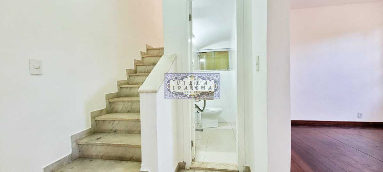 Imagem Imóvel com 4 Quartos à Venda, 360 m² em Freguesia (jacarepaguá) - Rio De Janeiro Imagem Imóvel com 4 Quartos à Venda, 360 m² em Freguesia (jacarepaguá) - Rio De Janeiro