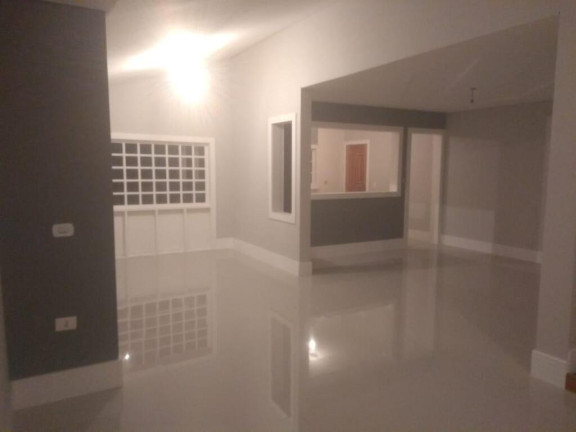Imagem Sobrado com 3 Quartos à Venda, 250 m² em Jardim Helena - Igaratá