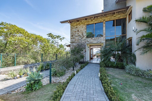 Imagem Casa de Condomínio com 3 Quartos à Venda, 450 m² em João Paulo - Florianópolis