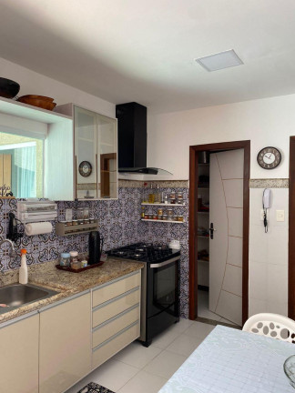 Imagem Casa com 5 Quartos à Venda, 338 m² em Patamares - Salvador Imagem Casa com 5 Quartos à Venda, 338 m² em Patamares - Salvador