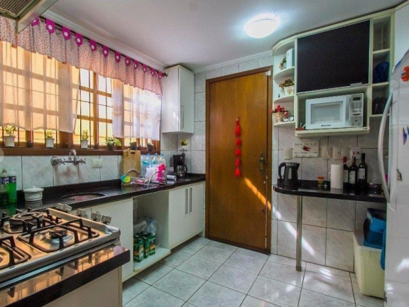 Imagem Casa com 3 Quartos à Venda, 166 m² em Jardim Itu - Porto Alegre Imagem Casa com 3 Quartos à Venda, 166 m² em Jardim Itu - Porto Alegre