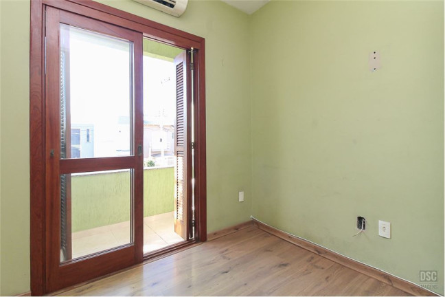 Imagem Casa com 3 Quartos à Venda,  em Hípica - Porto Alegre
