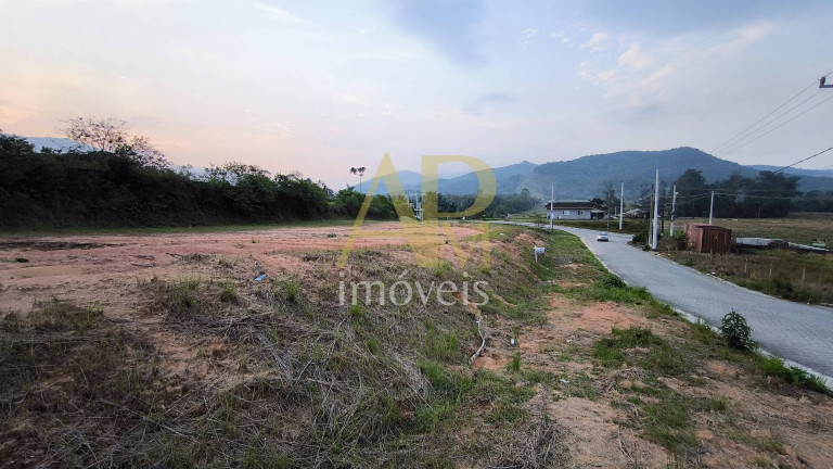Imagem Terreno à Venda, 1.525 m² em Forquilhas - São José Imagem Terreno à Venda, 1.525 m² em Forquilhas - São José