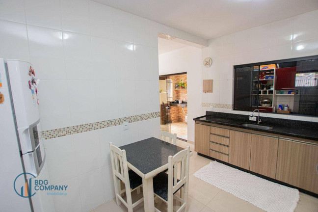 Imagem Sobrado com 3 Quartos à Venda, 126 m² em Orfãs - Ponta Grossa