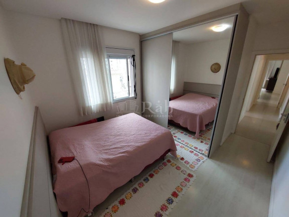 Imagem Apartamento com 3 Quartos à Venda, 158 m² em Centro - Balneário Camboriú Imagem Apartamento com 3 Quartos à Venda, 158 m² em Centro - Balneário Camboriú
