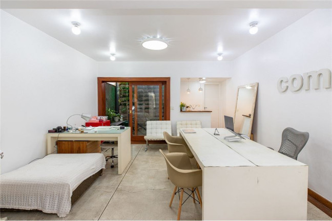Imagem Casa com 3 Quartos à Venda, em Jardim Paulista - São Paulo Imagem Casa com 3 Quartos à Venda, em Jardim Paulista - São Paulo