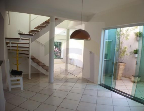 Imagem Casa com 3 Quartos à Venda, 250 m² em Jardim Cambuí - Botucatu