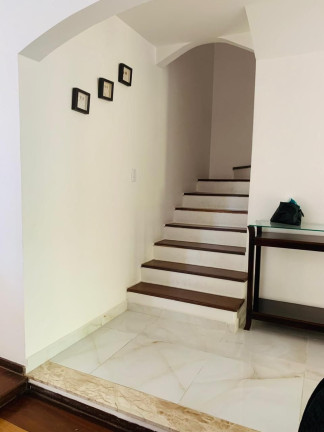 Imagem Casa com 4 Quartos à Venda, 350 m² em Jardim Golf I - Jandira Imagem Casa com 4 Quartos à Venda, 350 m² em Jardim Golf I - Jandira