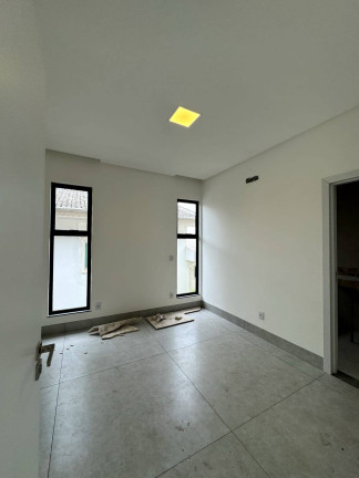 Imagem Casa de Condomínio com 5 Quartos à Venda, 344 m² em Jardins Madri - Goiânia Imagem Casa de Condomínio com 5 Quartos à Venda, 344 m² em Jardins Madri - Goiânia
