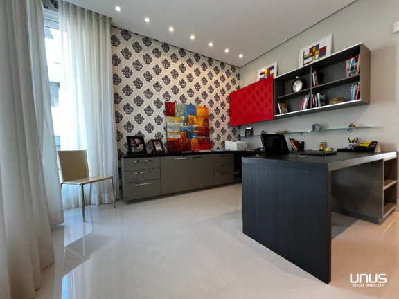 Imagem Casa com 5 Quartos à Venda, 495 m² em Jurerê Internacional - Florianópolis Imagem Casa com 5 Quartos à Venda, 495 m² em Jurerê Internacional - Florianópolis